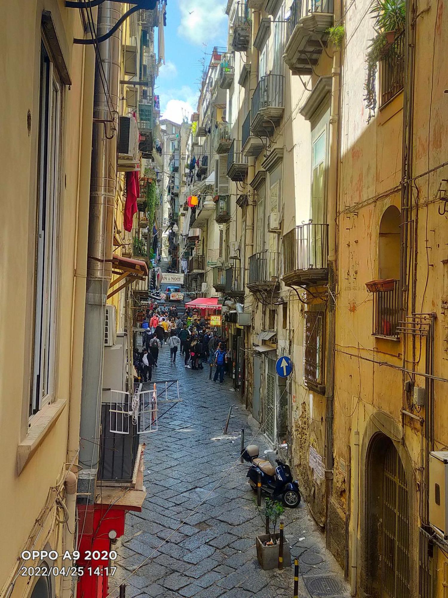 Piazza Carita' Centro Storico Apartment Napoli Exterior foto