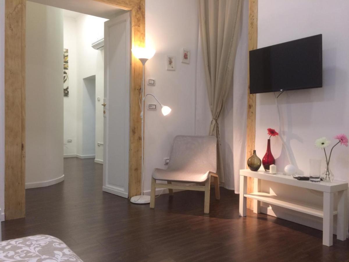 Piazza Carita' Centro Storico Apartment Napoli Exterior foto